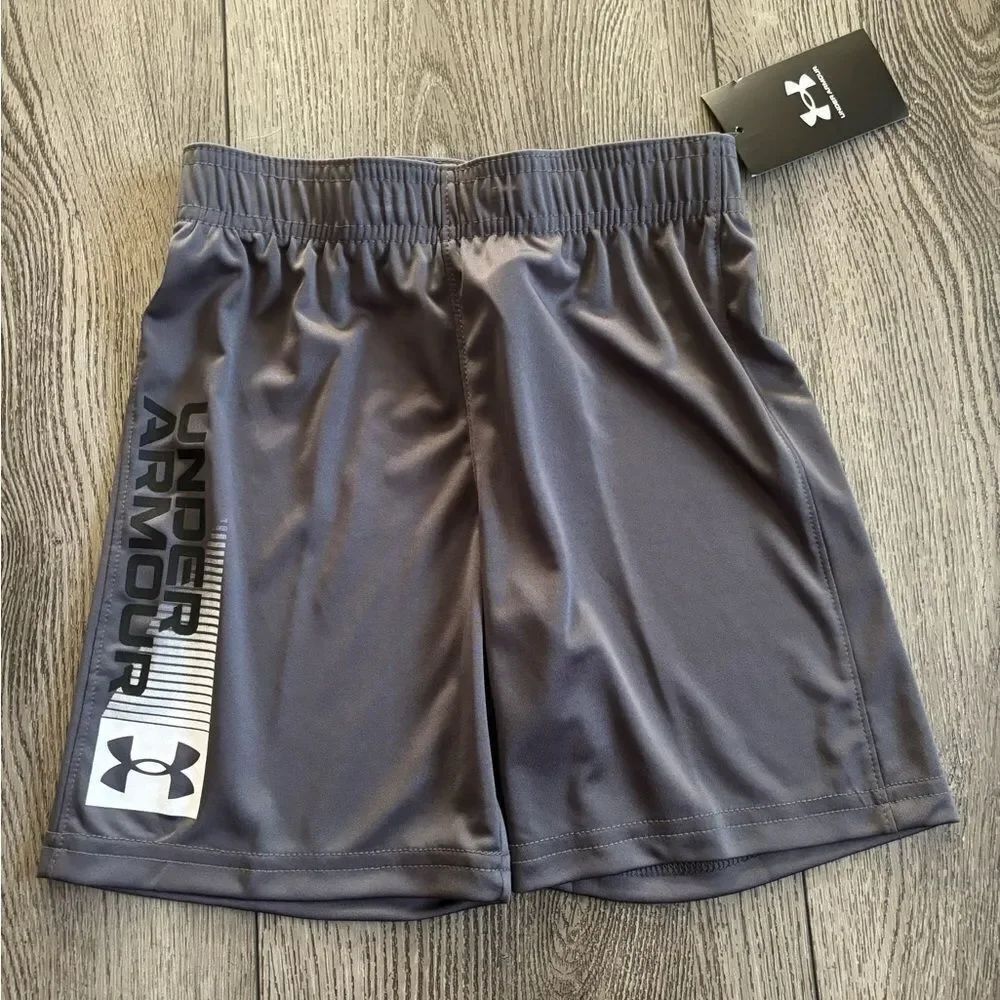 Under Armour kids Gray Shorts